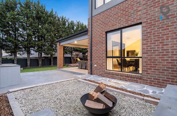 20 Coach House Drive, Attwood