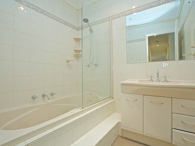 6/27 Scalby Street, Scarborough