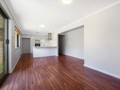 37 Hotham Cct, Thurgoona