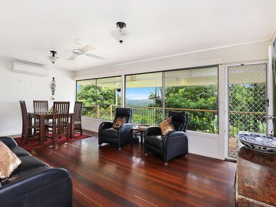 211 Panorama Drive, Rosemount
