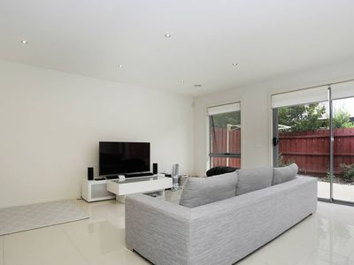 10 Luzon Way, Sunshine West