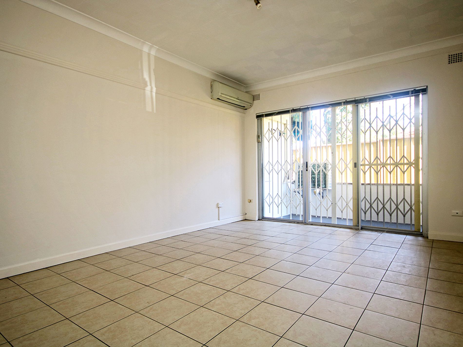 1 / 252 Lakemba Street, Lakemba