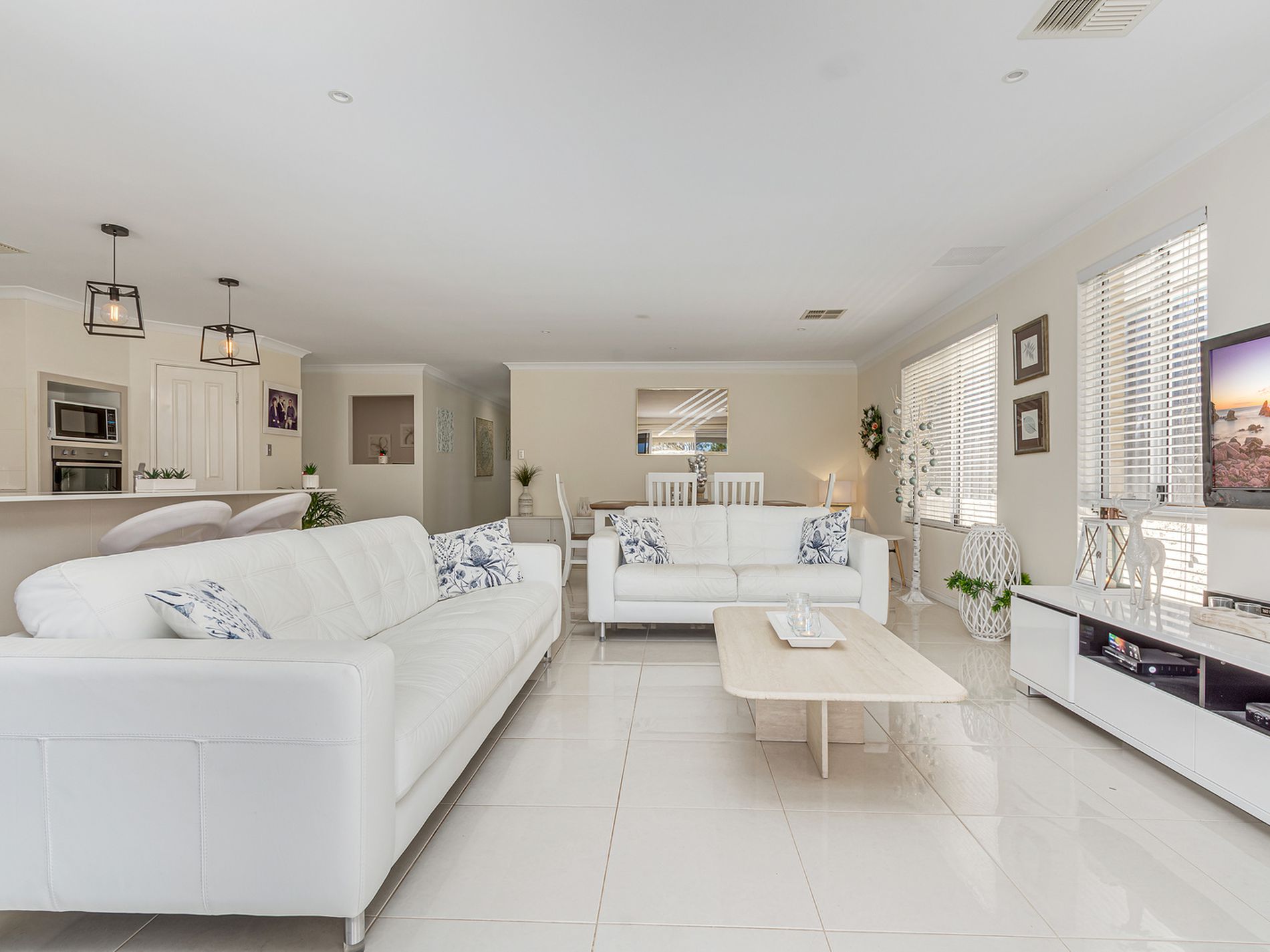 24 Spiral Flag Road, Yanchep