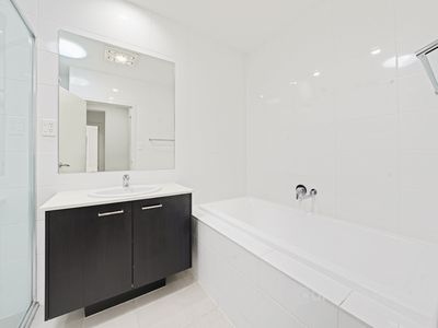 8 Carey Street, Marsden Park