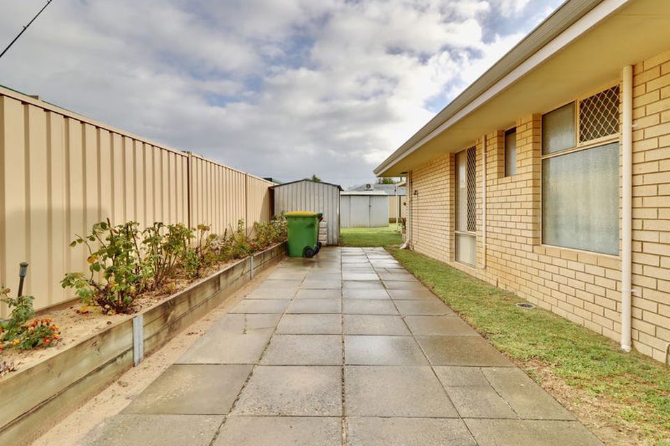 8 Maitland Close , Cooloongup
