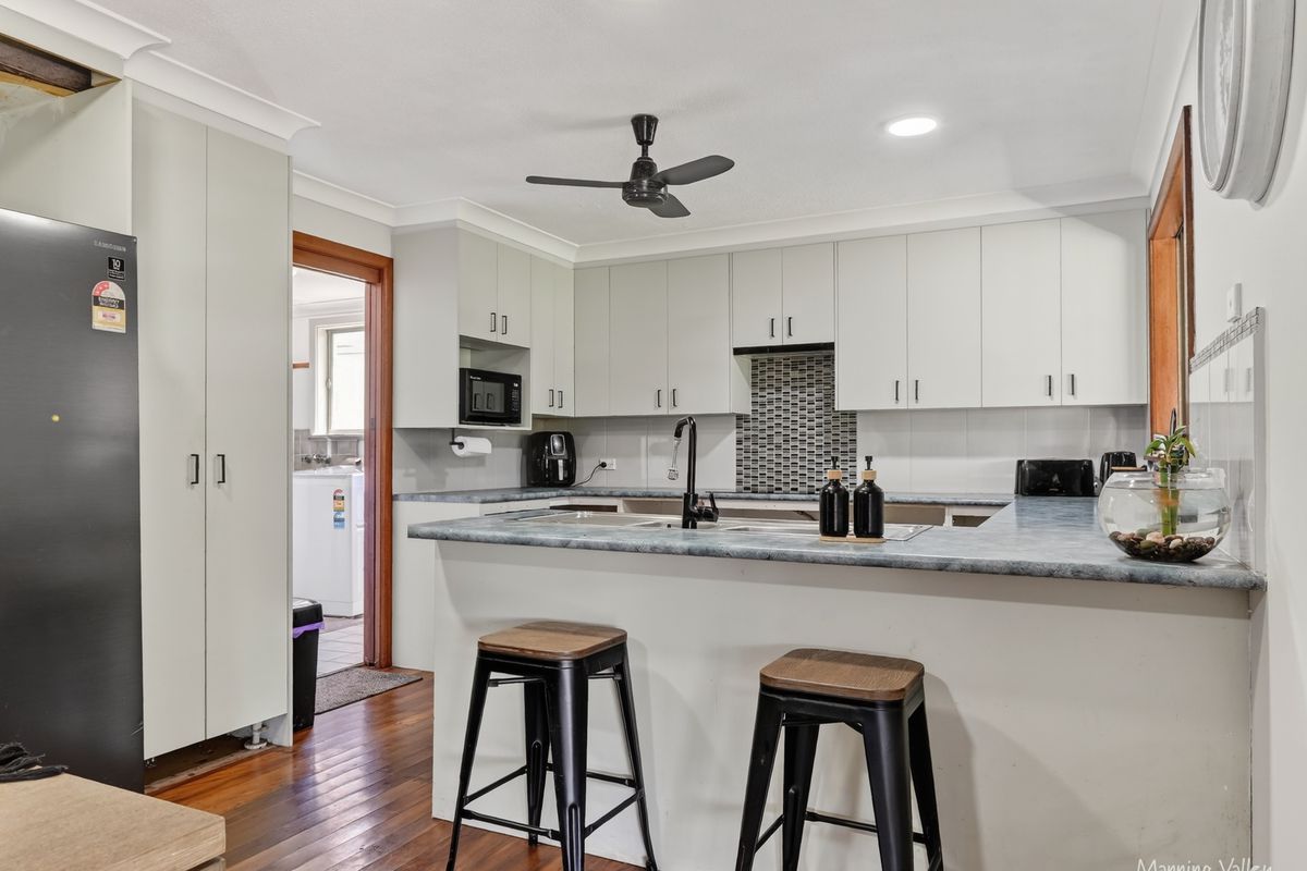 47-51 Appletree Street, Wingham