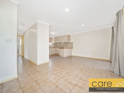 1 / 9 Royal Avenue, Springvale