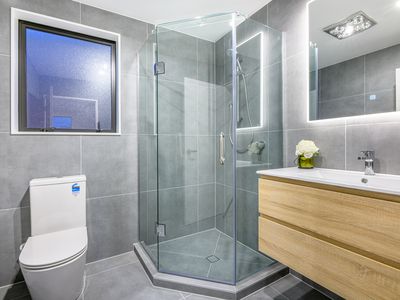 32 Hea Road, Hobsonville