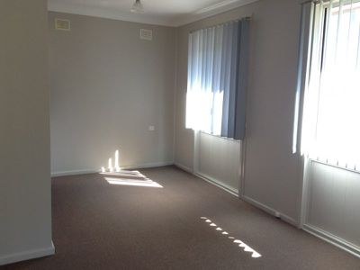 18 Gareema Avenue, Koonawarra