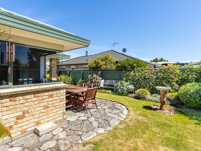 51 Guildford Drive, Paraparaumu