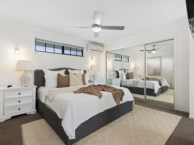 19 Tarwhine Street, Manly West