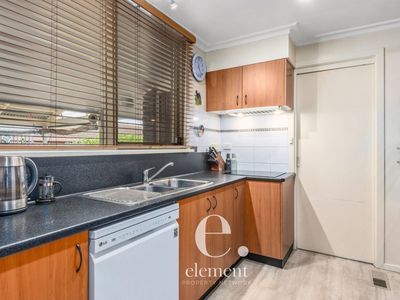 17 Moruya Drive, Grovedale