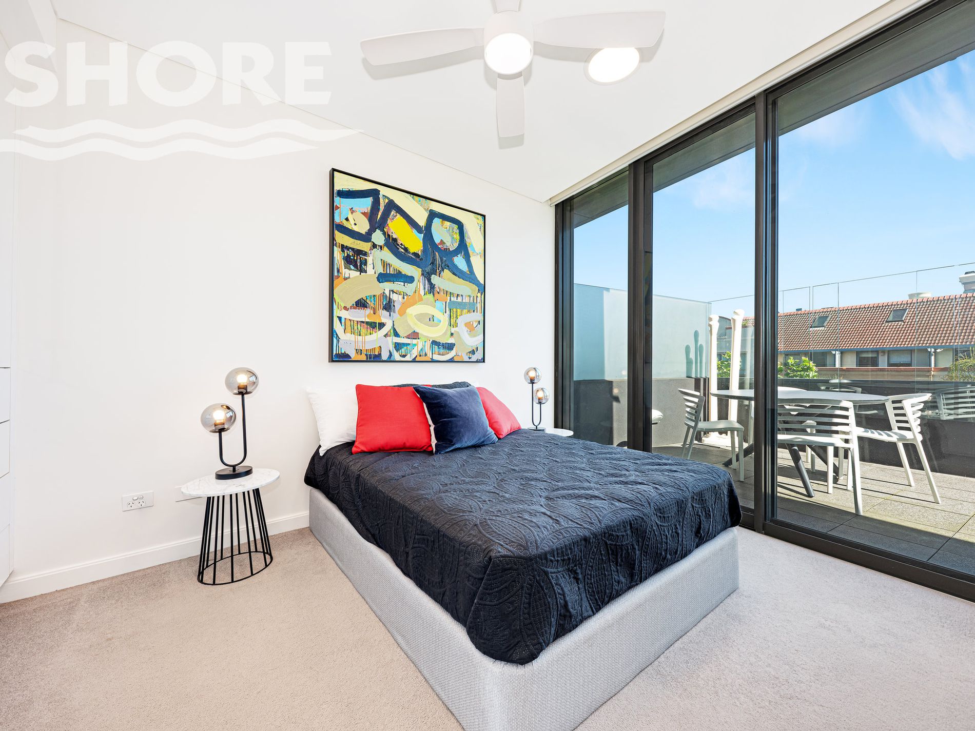 303 / 128 Military Road ACCESS VIA 11 GROSVENOR LANE, Neutral Bay