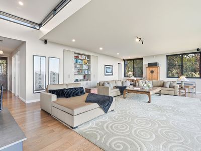 11903 Tasman Highway, Rocky Hills