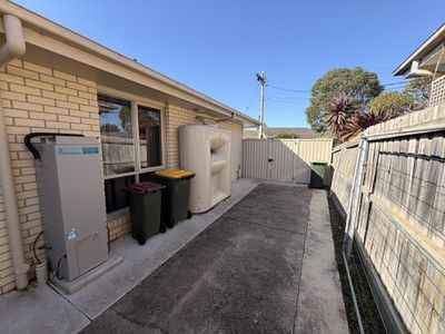 1 / 2 Mimosa Street, Newcomb