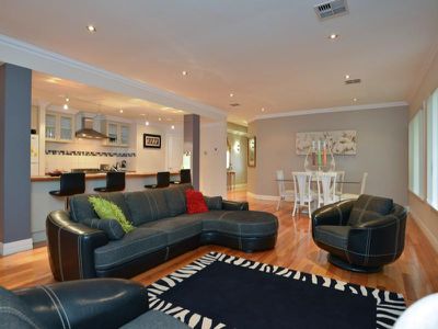 5 Smythe Drive, Broadwood