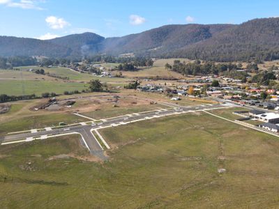 Kings Grove Estate Sale Street, Huonville