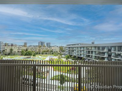 10077 / 17 Amalfi Drive, Wentworth Point