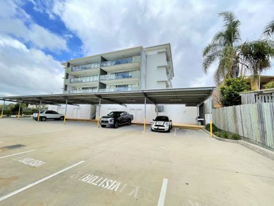 1 / 104 Central Lane, Gladstone Central