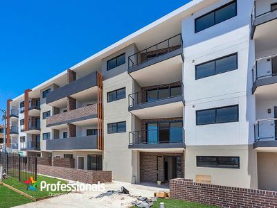 417-423 Hume Highway, Yagoona