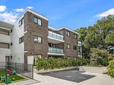 49 / 77  Fifth Avenue, Campsie