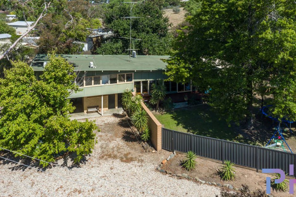 227 Eaglehawk Road, Long Gully
