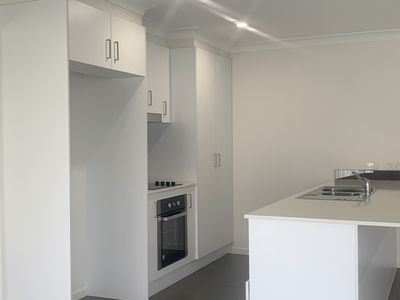 2 / 27 Derwent Street, Burpengary