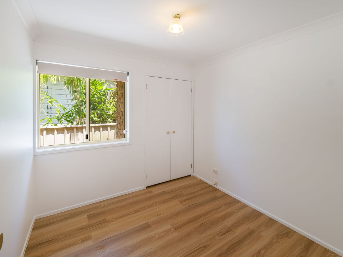 4 Turpentine Avenue, Sandy Beach