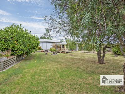 450 Mount Hicks Road, Mount Hicks