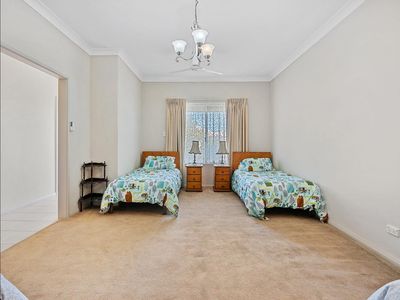 39 Moojebing Street, Bayswater