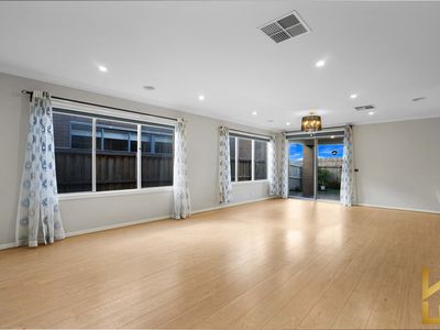26 Rosewater Street, Manor Lakes