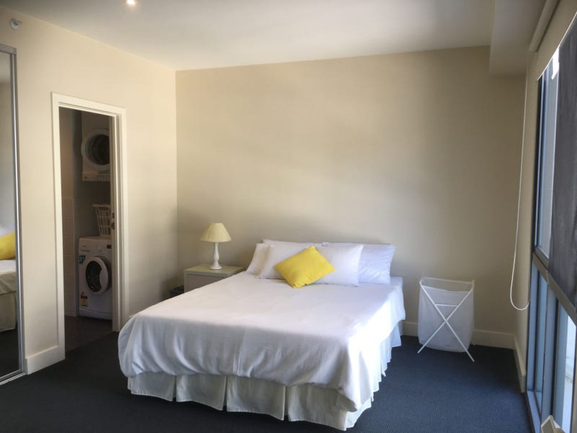 2305 / 2 Yarra Street, Geelong