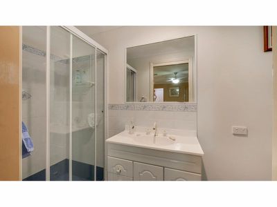 9R Numbardie Drive, Dubbo