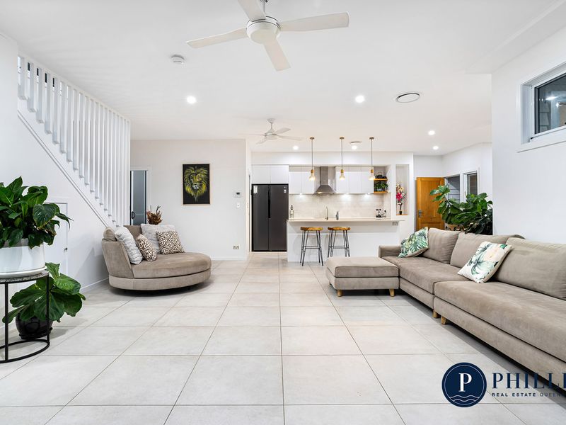 2 / 19 Killowill Avenue, Paradise Point