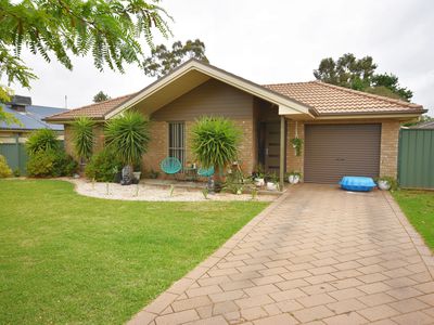 16 Javea Close, Dubbo