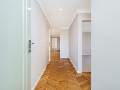 13 Denmark Loop, South Guildford