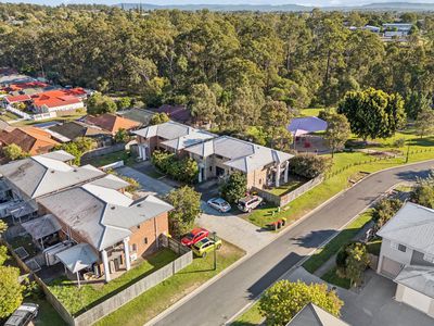 2 / 62 Sophie Place, Doolandella
