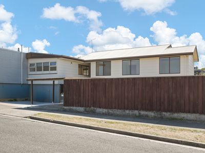 101 Stanley Street, Summerhill