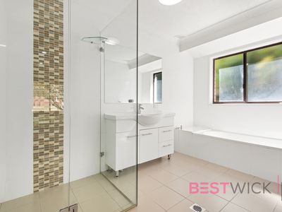 4 Tareena Avenue, Kelso