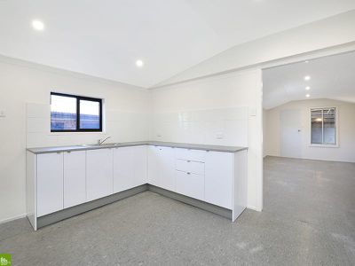 44 Mirrabooka Road, Lake Heights