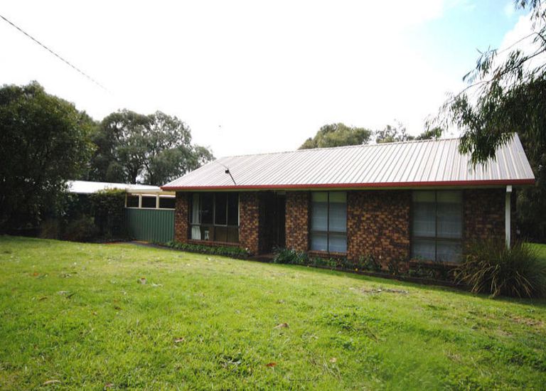 92 Atwells Road, Portland