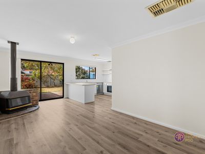 16 Hannan Place, Huntingdale