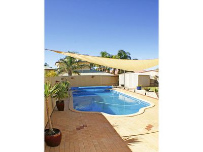 11 McCleery Street, Kalgoorlie