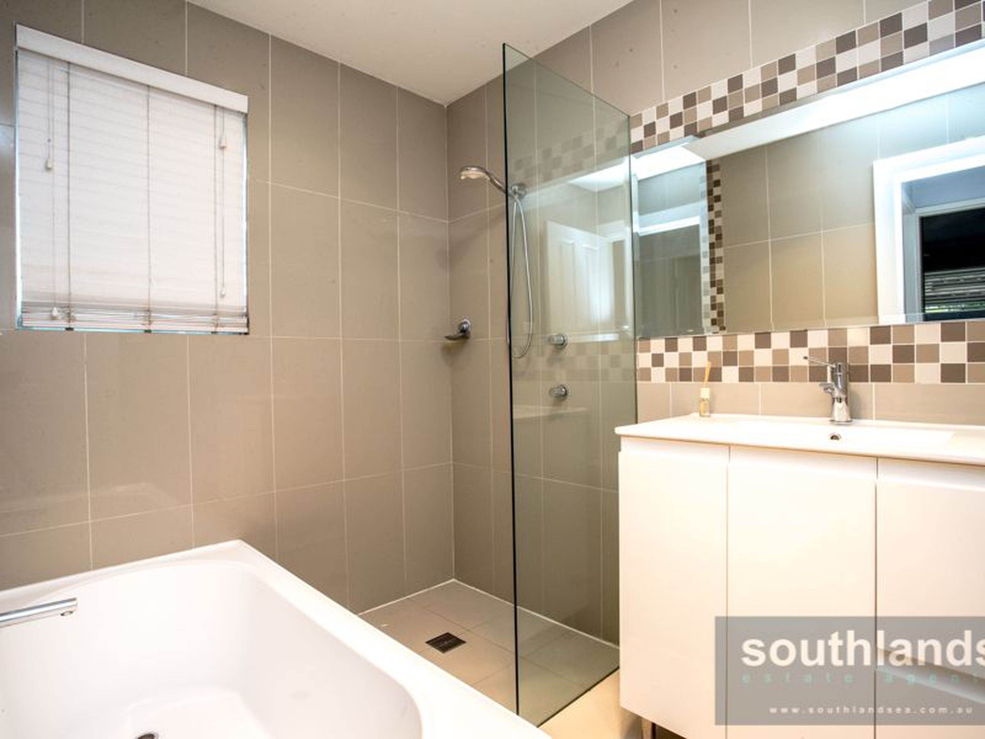 8 Timaru Grove, SOUTH PENRITH