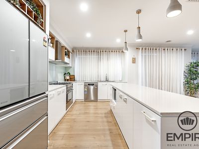 11 Sandymount Drive, Clyde North