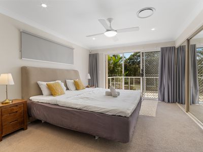 21 Tranquility Circuit, Helensvale