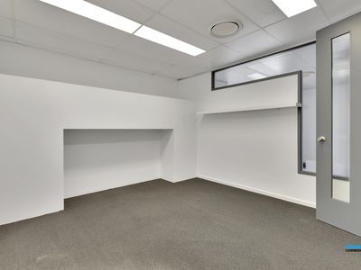 4 / 1 Fortitude Crescent, Burleigh Heads