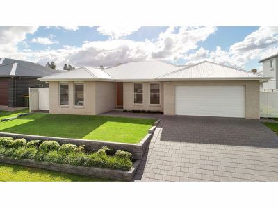 9 Ellenborough Avenue, Dubbo