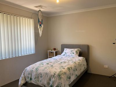 14 Nullagine Road, Banksia Grove