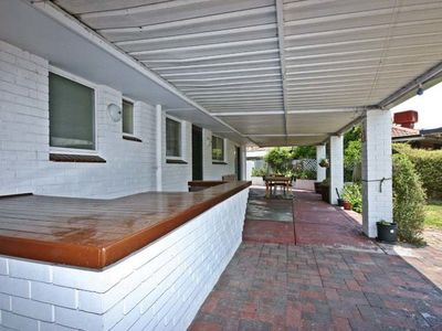 2 Venus Way, Hillarys